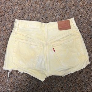 Levi 501 Jean Shorts Frayed Bottom